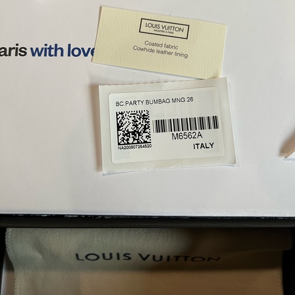 Louis Vuitton Party Bumbag Bracelet - Picture 3 of 10